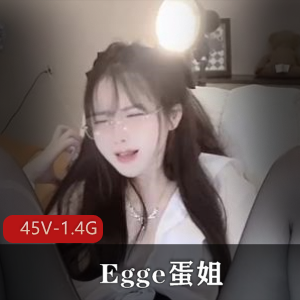 绿M老公漂亮老婆找两个好兄弟一起玩-4P[1V-2.1G]