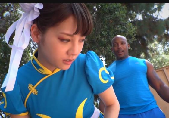 水菜丽cos春丽